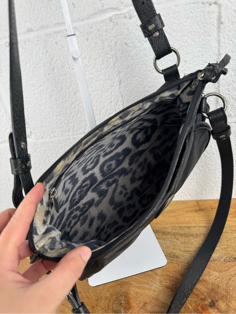 Roberto Cavalli Freedom Vintage Y2K Black Leather Shoulder Bag
